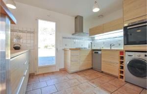 3 Bedroom Gorgeous Home In Salernes