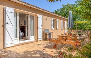 Maisons de vacances Stunning home in Salernes with WiFi, 3 Bedrooms and Outdoor swimming pool : photos des chambres