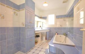 3 Bedroom Gorgeous Home In Salernes