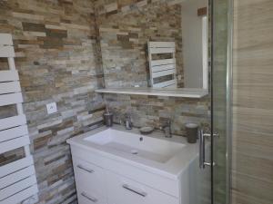 B&B / Chambres d'hotes Gite les bois 1 : photos des chambres