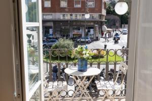 S1 Luxury Suites and Rooms