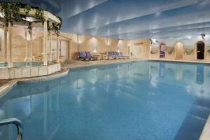 Ramada Resort Cwrt Bleddyn Hotel & Spa