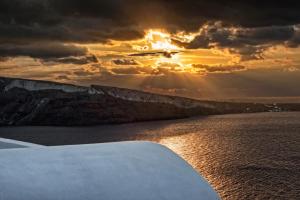 Domus Solis Luxury Villa Santorini Greece