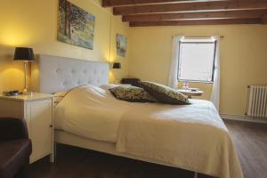 B&B / Chambres d'hotes Luxury B&B Maison a votre Sante, in Bordeaux wine region : photos des chambres