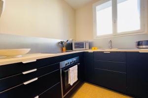 Appartements Beautiful 1950s style apartment close to the city center : photos des chambres