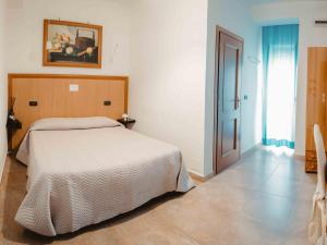 Economy Double or Twin Room