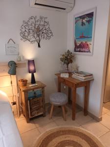 B&B / Chambres d'hotes Jolie petite suite Cote d'Azur. : photos des chambres