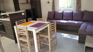 Campings Agreable Mobilhome 6 - 8 places : photos des chambres