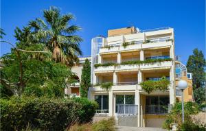 Stunning apartment in Calvi with 2 Bedrooms and WiFi