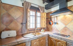 1 Bedroom Nice Apartment In Mondron