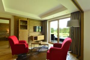 Luxury One-Bedroom Apartment room in Windau Lodge