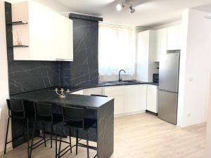 Golden Penthouse Rebreanu Residence