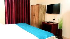 CANDOLIM BEACH VILLA # 3BHK # POOL # KITCHEN # 300Mts to Beach by GR stays