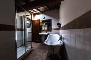 Double Room with Private External Bathroom