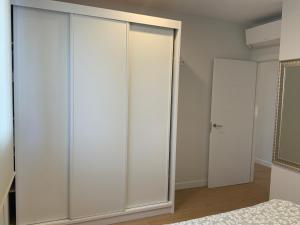 SUPER OFERTA NOVIEMBRE en la playa apartamento pie de playa YELLOW, un lujo, totalmente nuevo, también para tu mascota