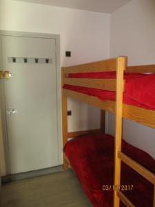 Appartements Apartment in Font-Romeu, near ski elevators : photos des chambres