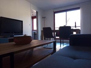 Appartements -- Le Refuge, a 50 metres de la Gare -- : photos des chambres