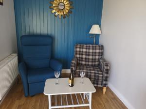 Kates Place bedroom ensuite close to Donegal town