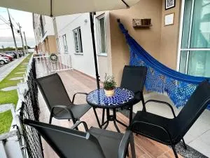 VOG ACQUA - Flor na PRAIA - Pé na Areia 2/4 com Ar - Cururupe