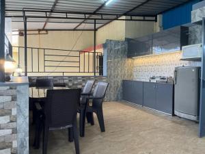 Homely condo in Lonavala