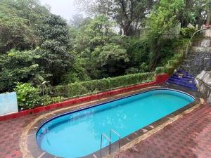 Homely condo in Lonavala