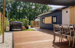 Awesome Home In Putten With Wifi