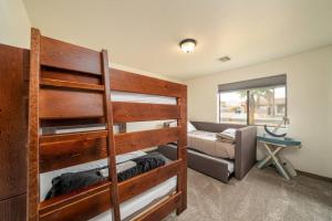 Heated Pool & Spa - Winterhavens Oasis