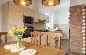 One-Bedroom Holiday Home In Biadoliny Szlachecki