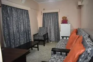 A peaceful and lovely 1 bedroom vacation Dina's little home - Maua