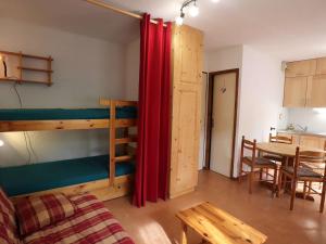 Studio calme avec terrasse aux portes de la forêt - FR-1-342-283