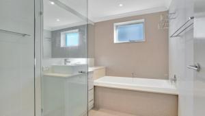 1 - 58 Moira Pde, Hawks Nest
