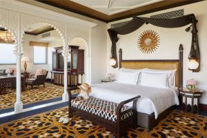 Junior Arabian Suite & Wild Wadi Waterpark™ Access room in Jumeirah Al Qasr