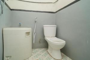 RedDoorz Syariah near Batu Night Spectacular 3