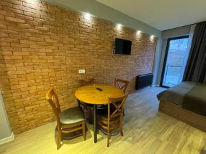 SkyWay Twins Studio Gudauri