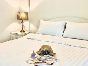 Aora Boutique Hotel Sutthisan - Ban Zong Katiam