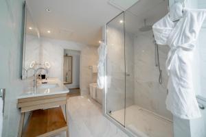 Hotels Le Grand Pavillon Chantilly : Suite