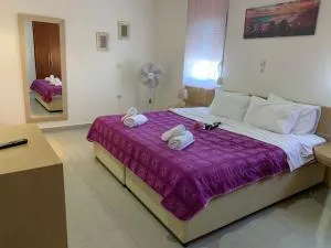 Cozy Violeta - Kremasti