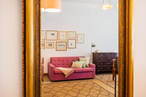 Atelier by the River