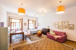 Atelier by the River