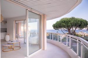 Dream Apartment by Halldis