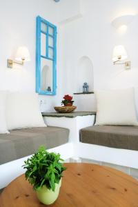 Golden Beach Hotel & Apartments Tinos Greece