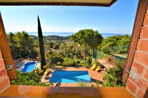 VILLA FLORES 8 personas LLORET DE MAR