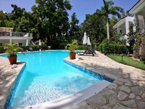 Coral Blanco Hotel