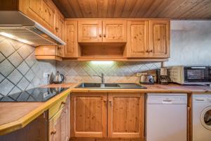 Chalets Chalet Nessa : photos des chambres