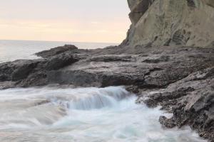 Shankton Harbour 3 Bedroom 4 Bathroom Beach House w Private BEACH SEA path