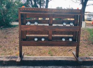 Appartements Le Gite d'Entressen studio Piscine Jeux & Petanque Istres Miramas : Studio Familial