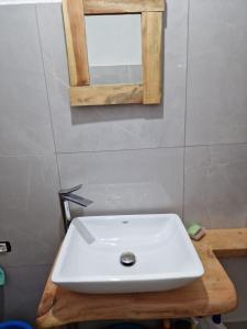 Bujtinat Skenderi Gjinar 2