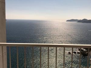 Suite frente al mar en Torres Gemelas Acapulco