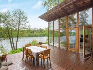 6 person holiday home in Bryrup