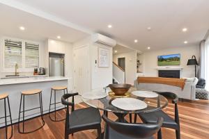 Premium Villa 2br Malvasia at Cypress Lakes - Modernised Comfort